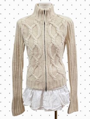Abercrombie Vintage Cream Knit Long Sleeve Zip Up Sweater